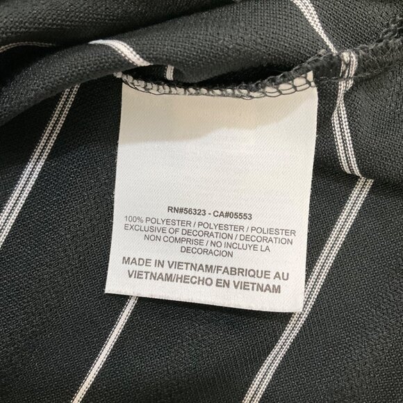 Nike Golf Men's XL Black & White Striped Dri-Fit Short Sleeve Polo Shirt - Picture 7 of 8